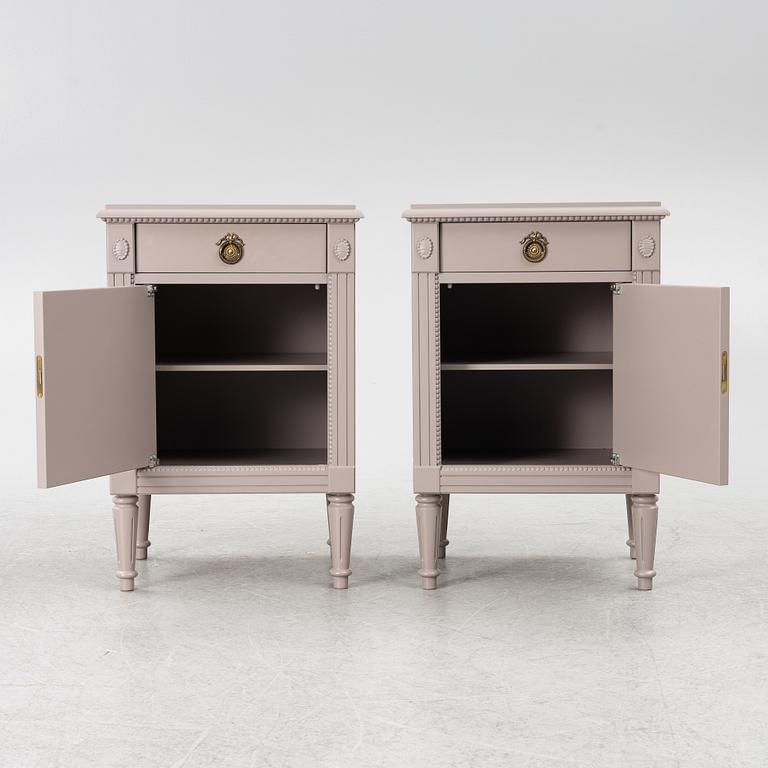 Nightstands, a pair, "Signum Gustavus", late 20th century.