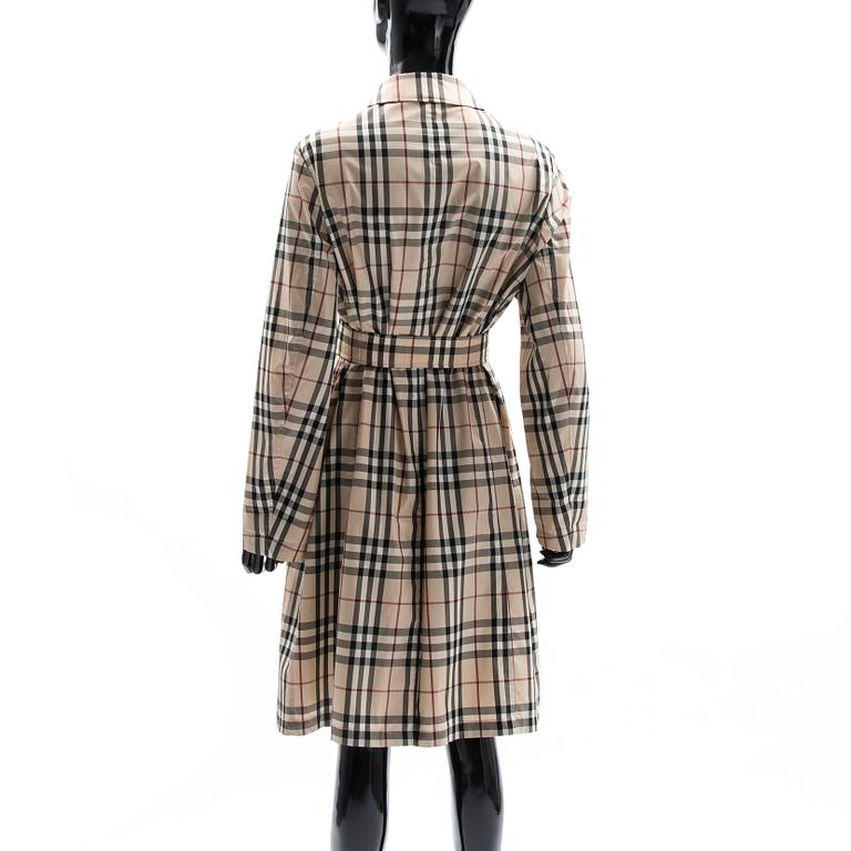 TAKKI, Burberry, koko 38.
