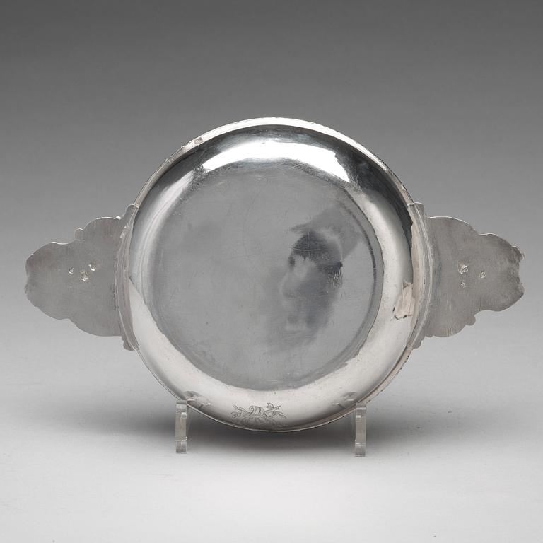 Jean-Guillaume Vealle, sk equelle med lock, silver, Paris 1754.