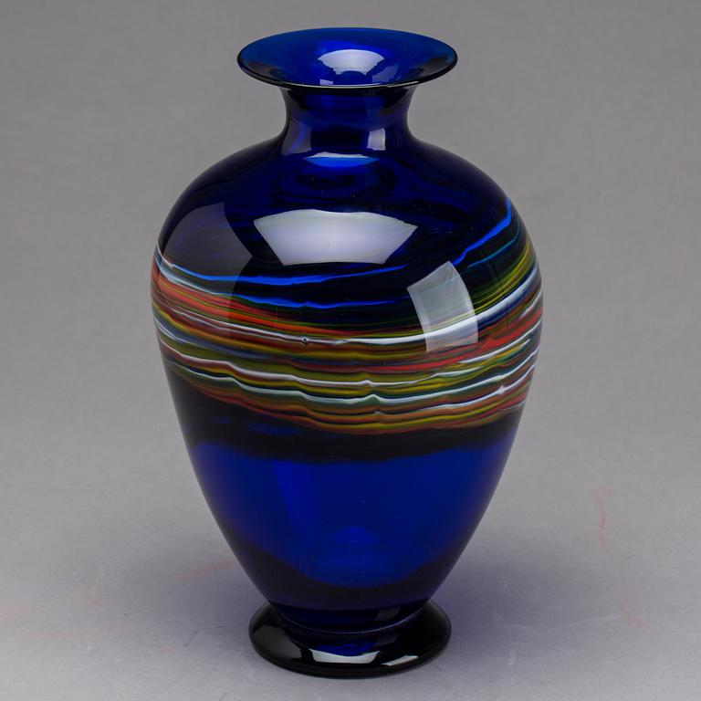 VAS, glas, signerad Gianni Versace by Archimede Seguso, Murano.