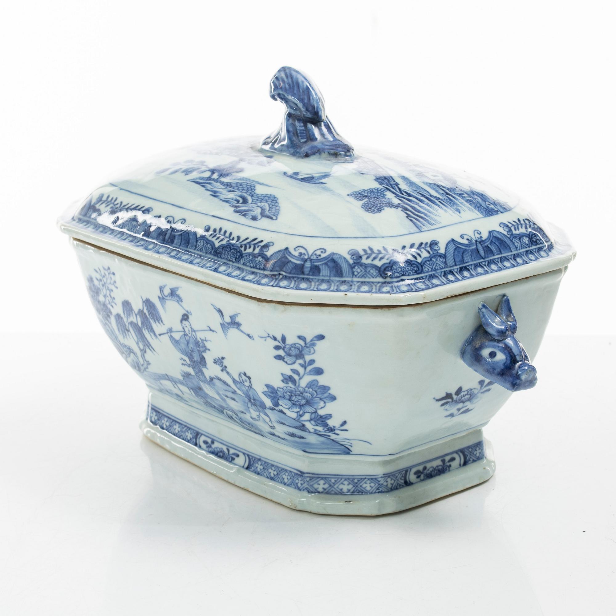 Porcelain, 9 decares, China, 18th-19th century.