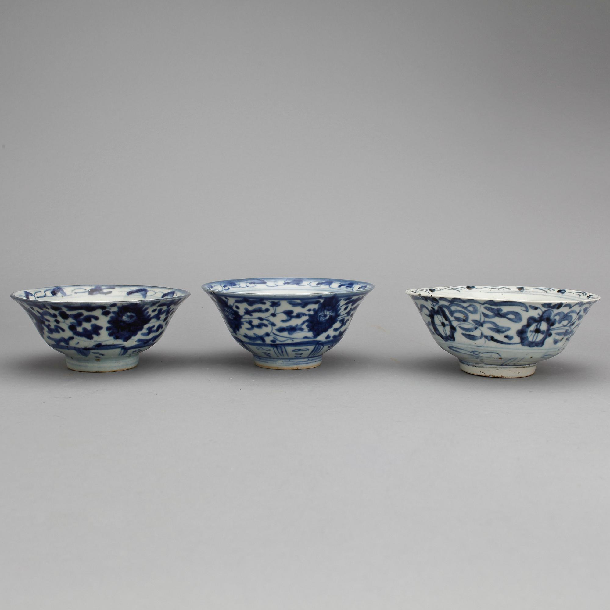 SKÅLAR, 3 stycken, porslin. Wanli 1573-1619.