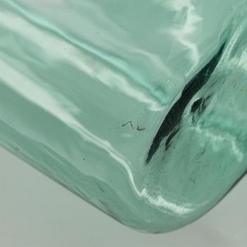 Alvar Aalto, A '9750' vase Karhula Glassworks in production 1937-1949.