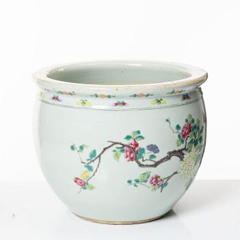 Ytterfoder, porslin, Kina, 1900-tal.