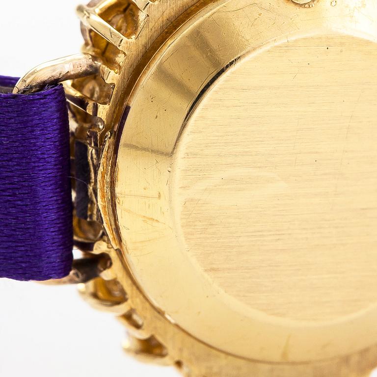 Wristwatch, 18K gold and brilliant and single cut diamonds, 21 x 25 mm.