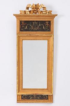 Mirror. Late Gustavian, late 18th century.