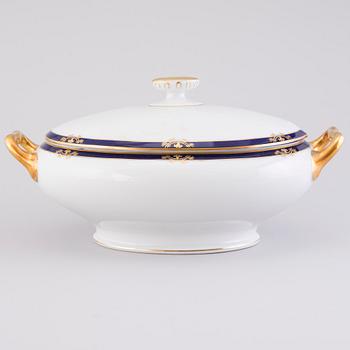 A 70-pcs set of dinnerware and for coffee, Arabia Finland 1932-1949.