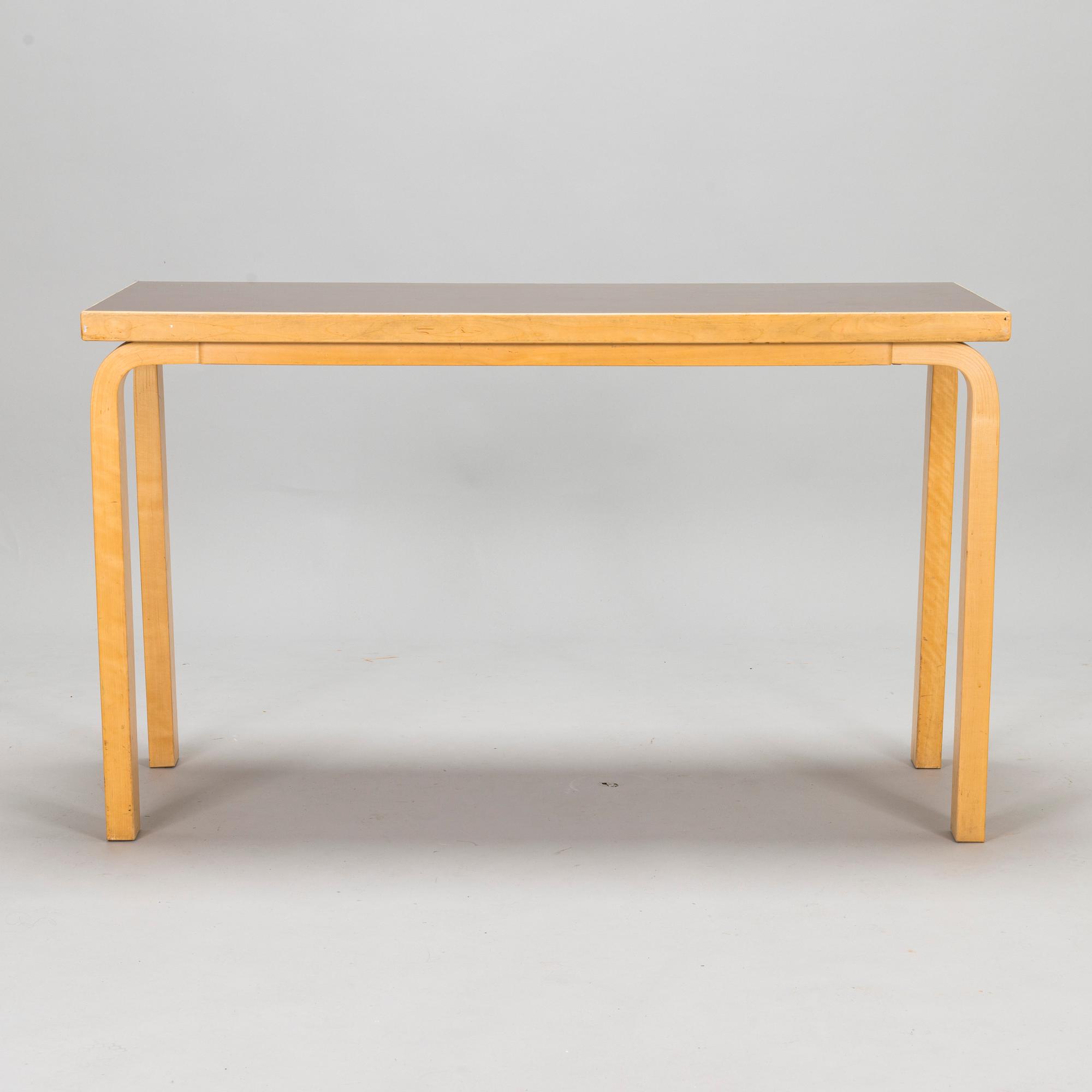 Alvar Aalto, bord, för Artek 1970-tal.