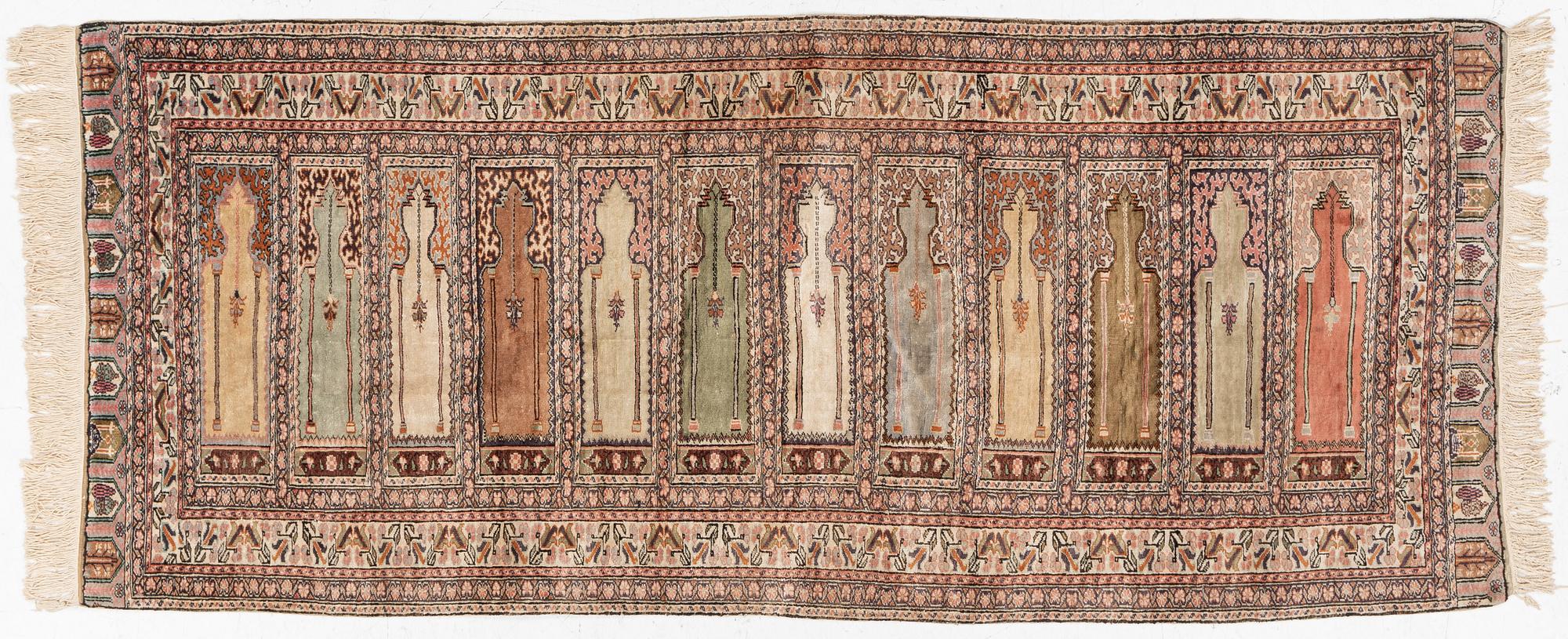 Carpet, Kayseri, approx. 220 x 92 cm.