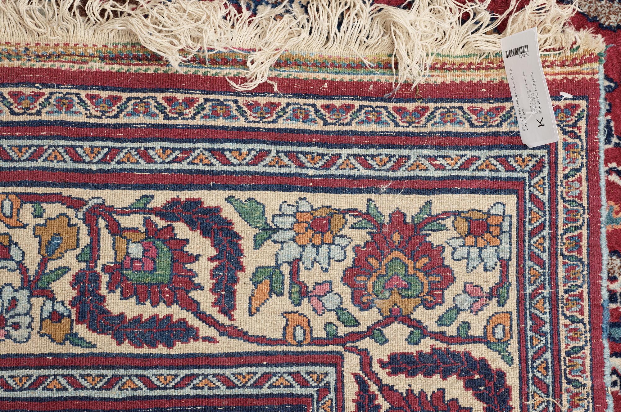 SEMIANTIK KHORASAN. 577,5 x 414,5 cm.