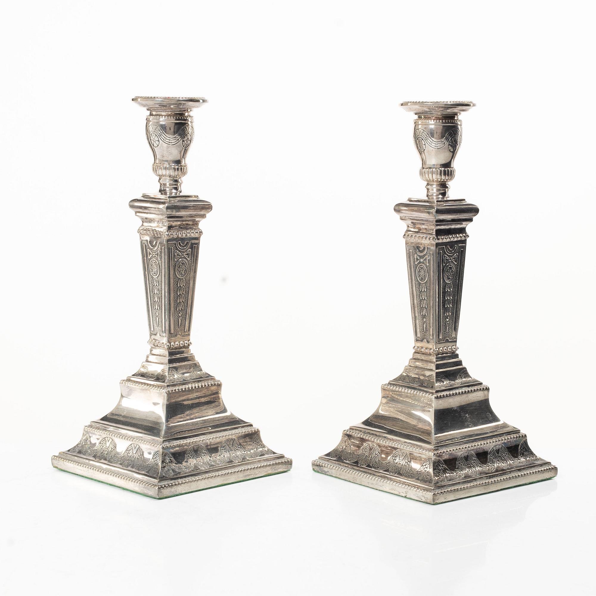 Candlesticks, a pair, sterling silver, import mark of International Bullion & Metal Brokers, London 1979.