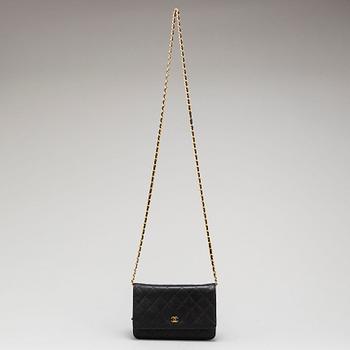 CHANEL, a 'Wallet on Chain' caviar leather hand bag.