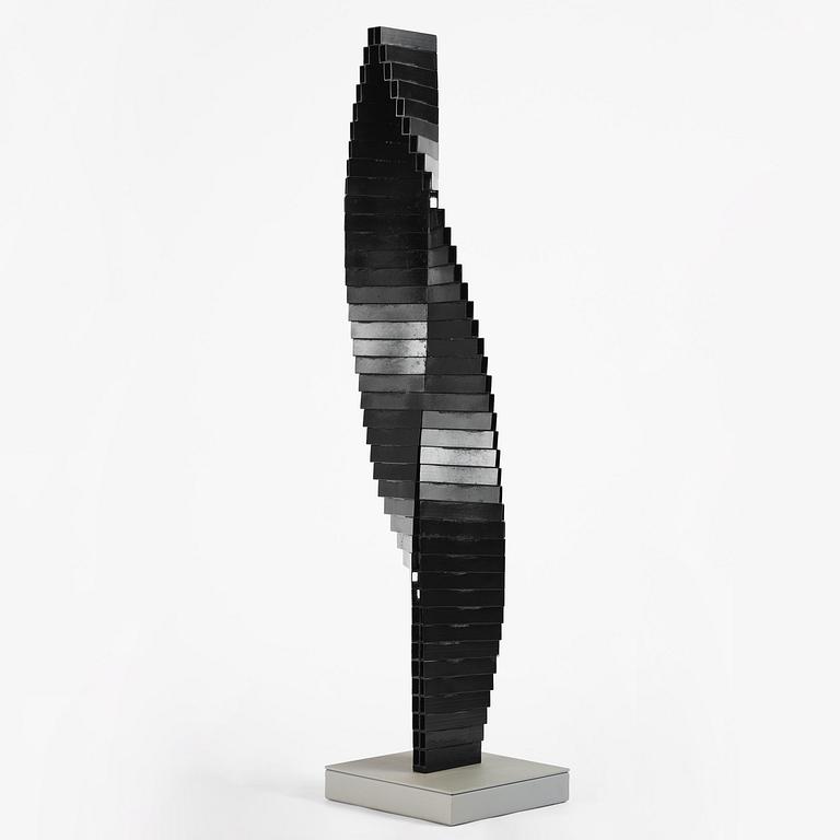 Arne Jones, "Yin-Yang II".