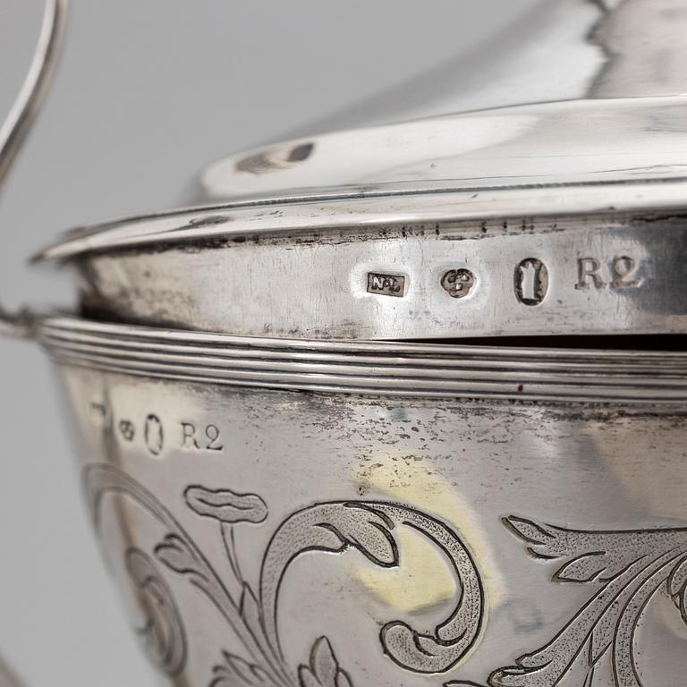 A Swedish late Gustavian Sugar Bowl, mark of Nils Limnelius, Stockholm 1799.