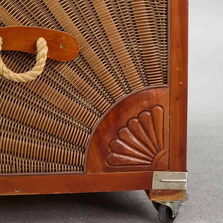 Trädgårdssoffa, "The Garden Haven Captain Seat Lounger", Mygind Design Scandinavia.