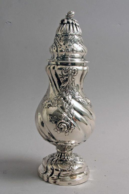 SOCKERSTRÖARE, silver, Berlin, empire 1800-talets första hälft, sign IAG.