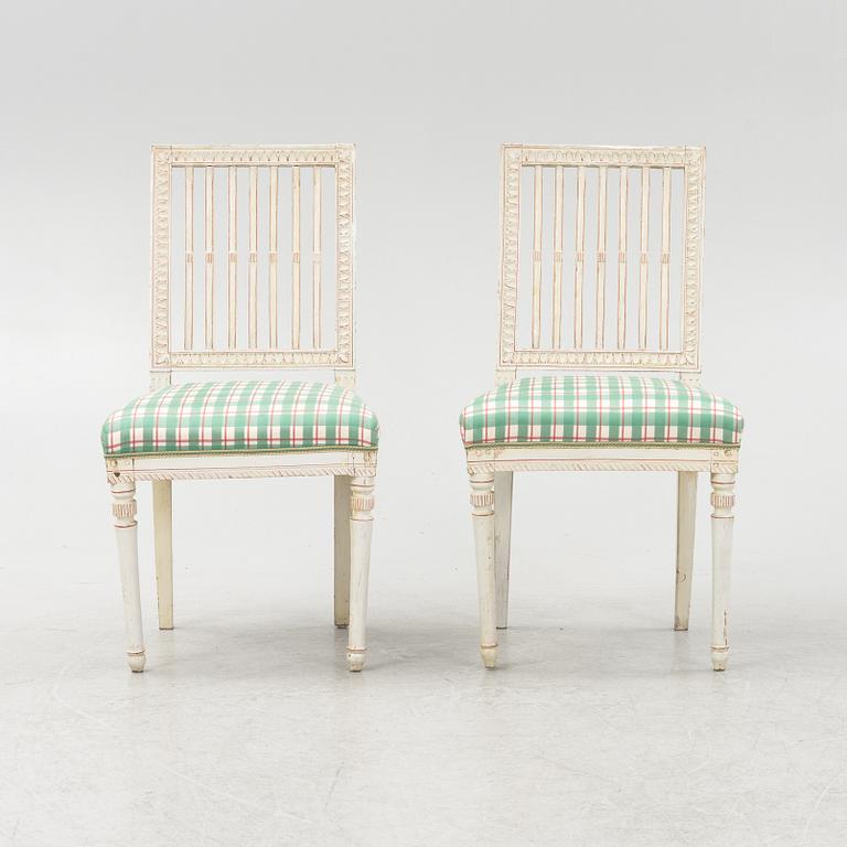 A pair of late Gustavian chairs, around the year 1800.
