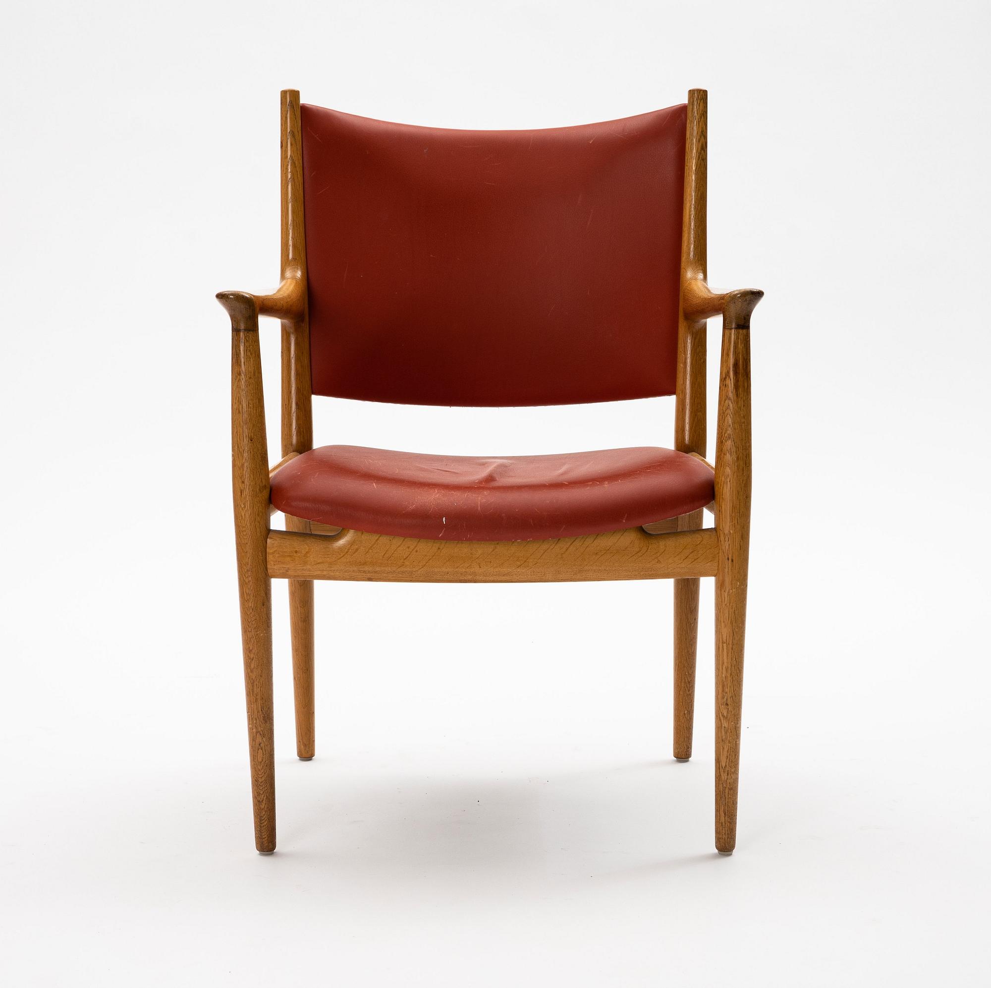 Hans J. Wegner, a 'JH-513' chair, Johannes Hansen, Denmark.
