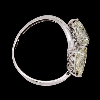 RING, 2 diamonds, app. 1.50 and 1.54 cts.