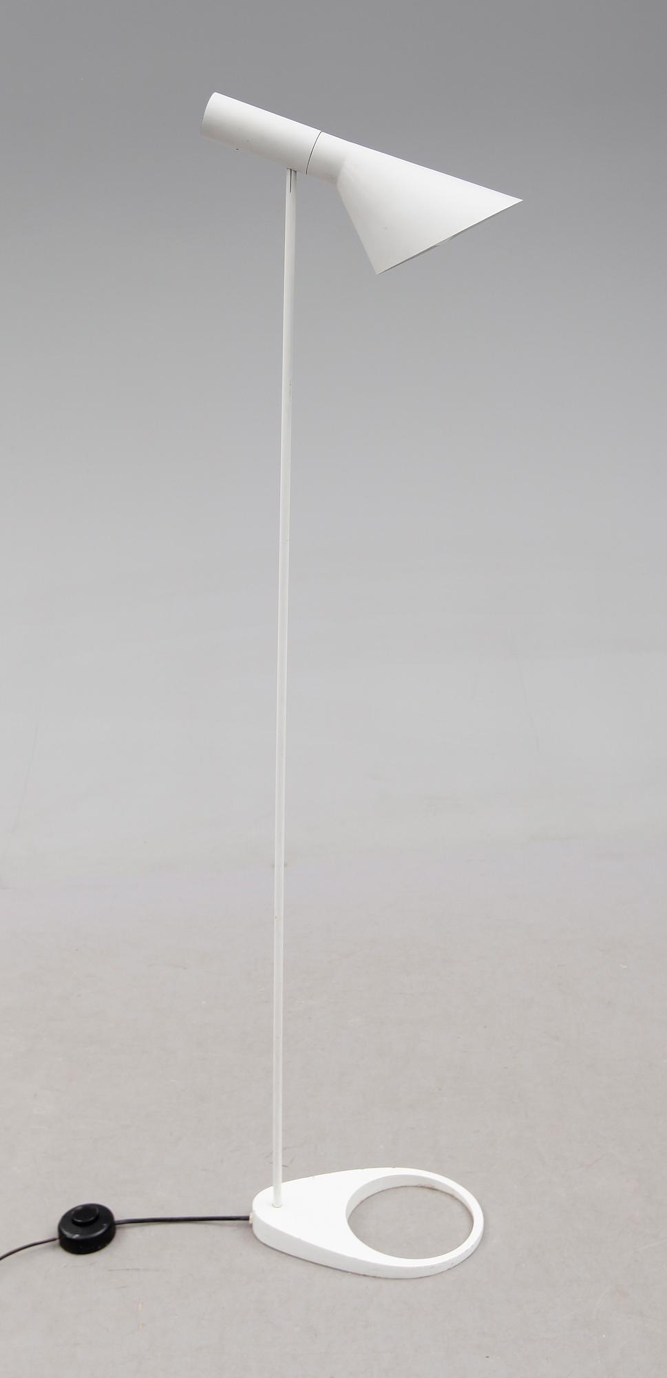 GOLVLAMPA, "AJ", Arne Jacobsen, Louis Poulsen, 1900-talets senare del.