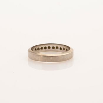 Ring, 18K vitguld med briljanter, K&EC, Göteborg 1965.