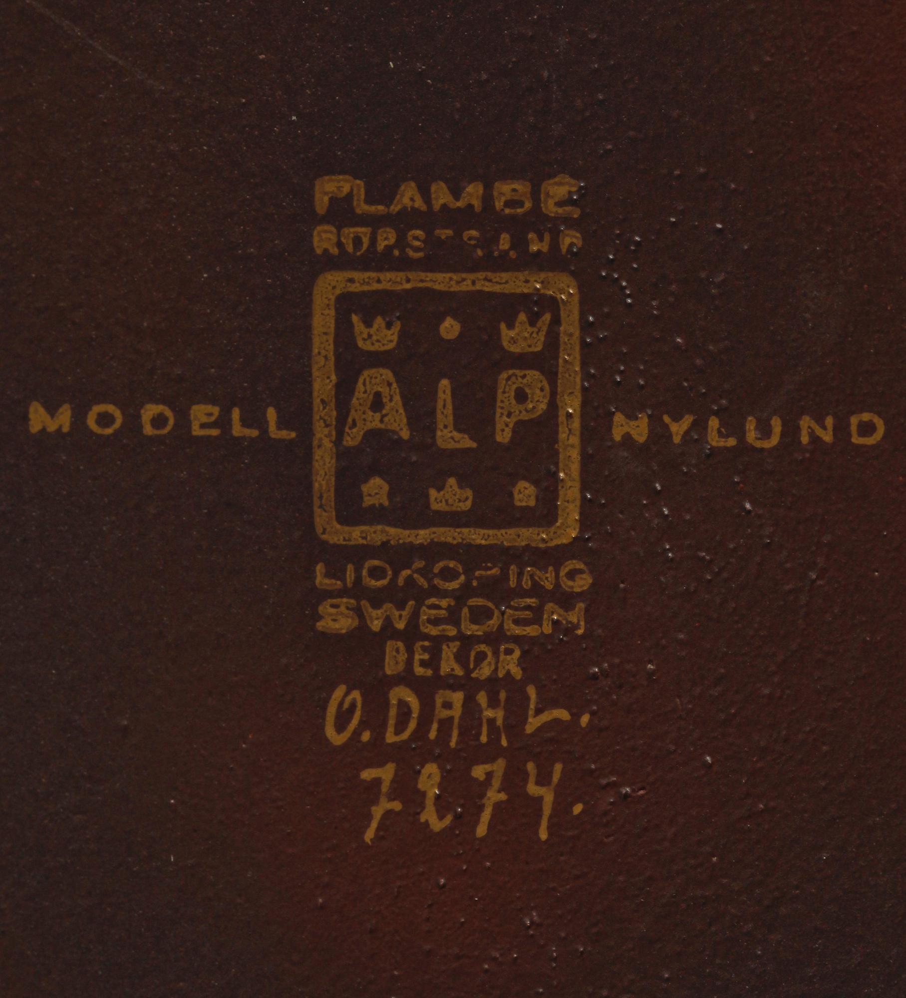 URNA, porslin, "Flambé", Gunnar Nylund, Alp. Rörstrand Lidköping.