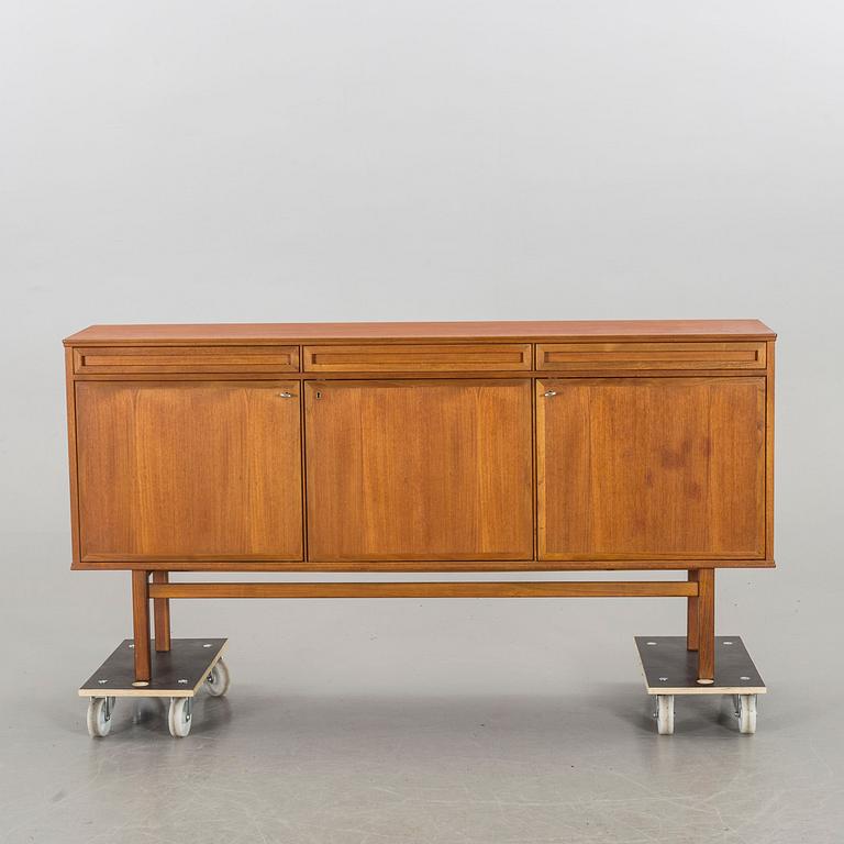 SIDEBOARD, teak, 1900-talets mitt.