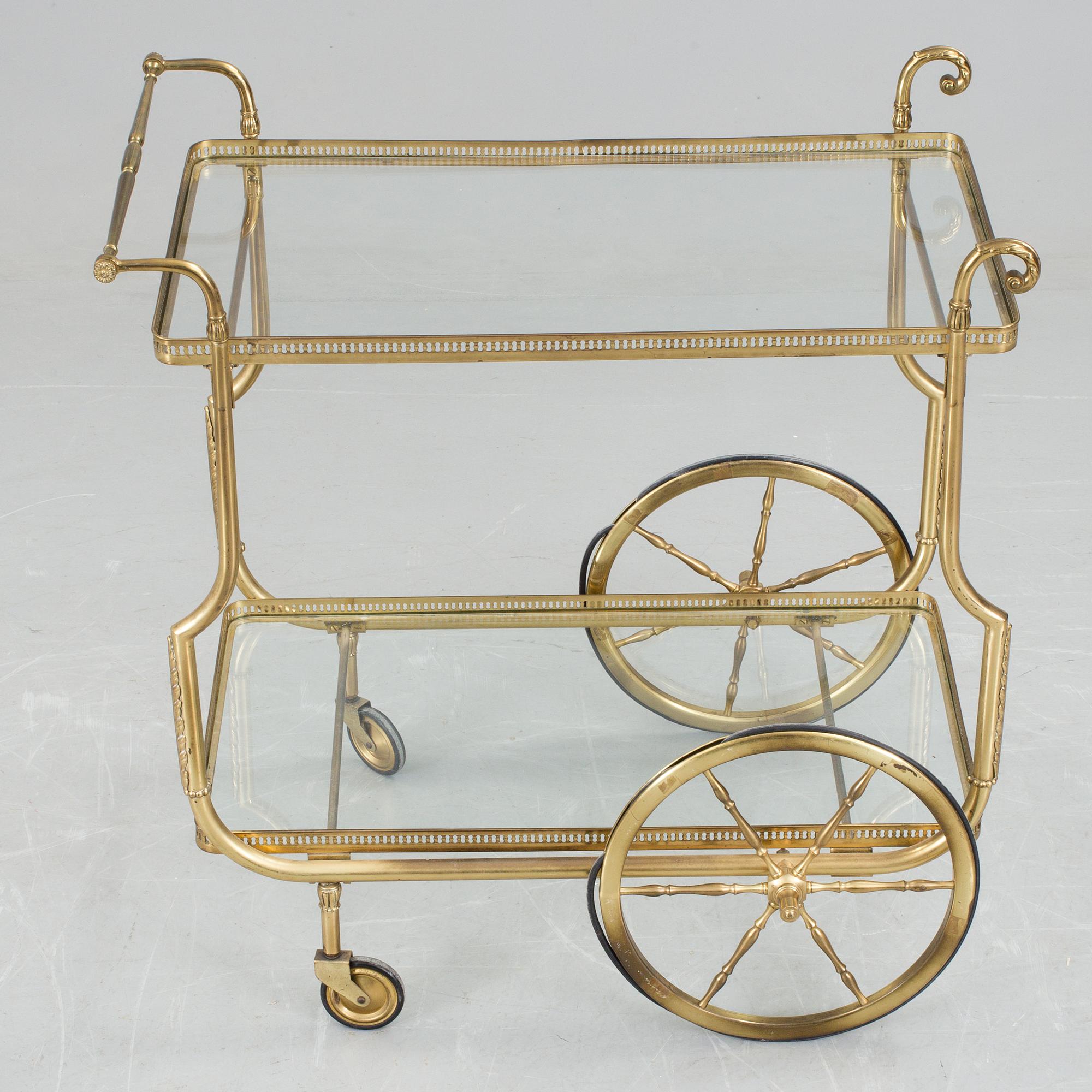 SERVERINGSVAGN, 1900-talets andra hälft.