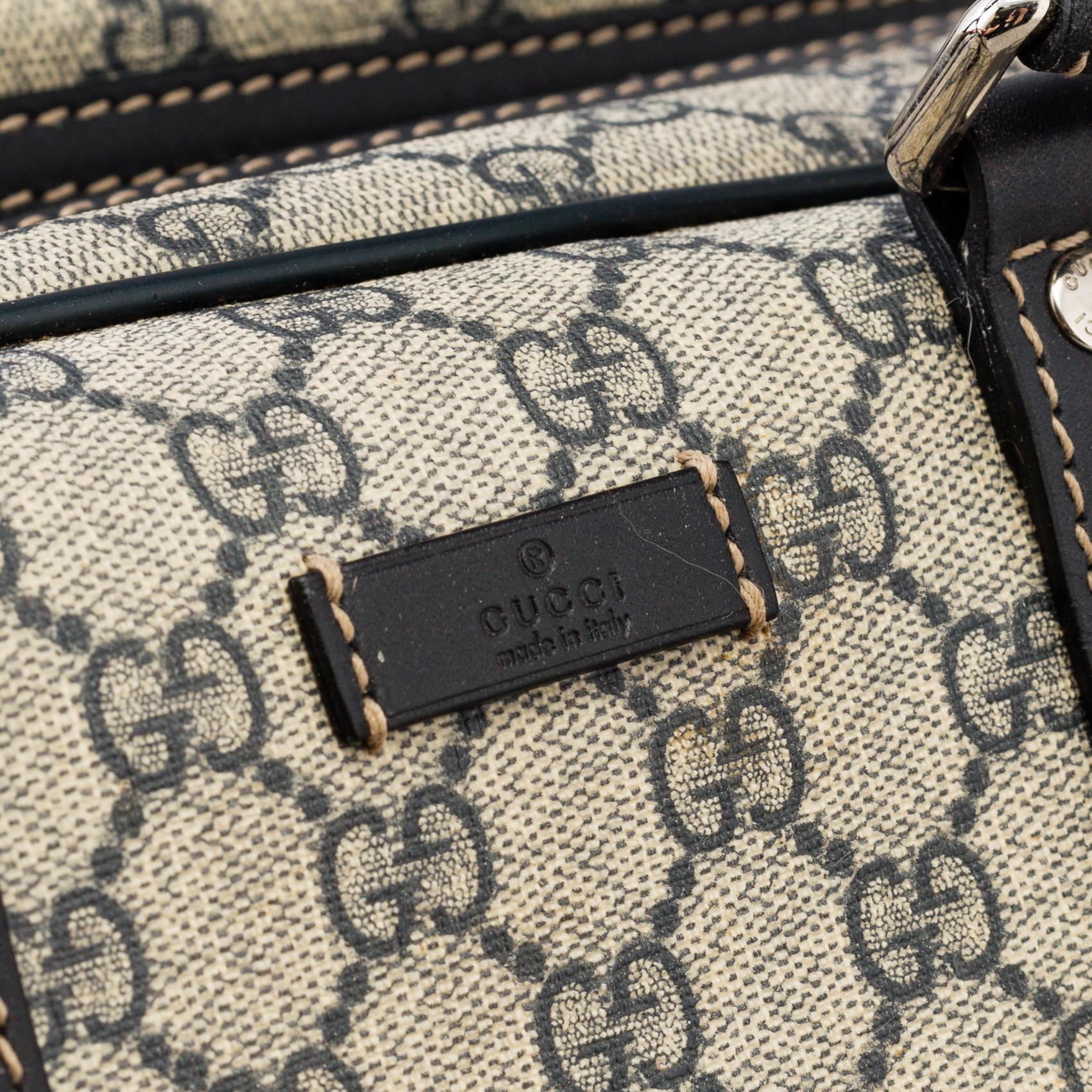VÄSKA/RULLVÄSKA, Gucci.