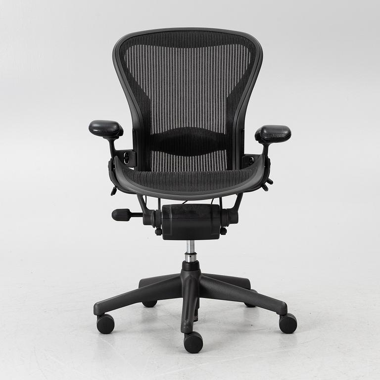 Don Chadwick/Bill Stump, desk chair, “Aeron”, Herman Miller.