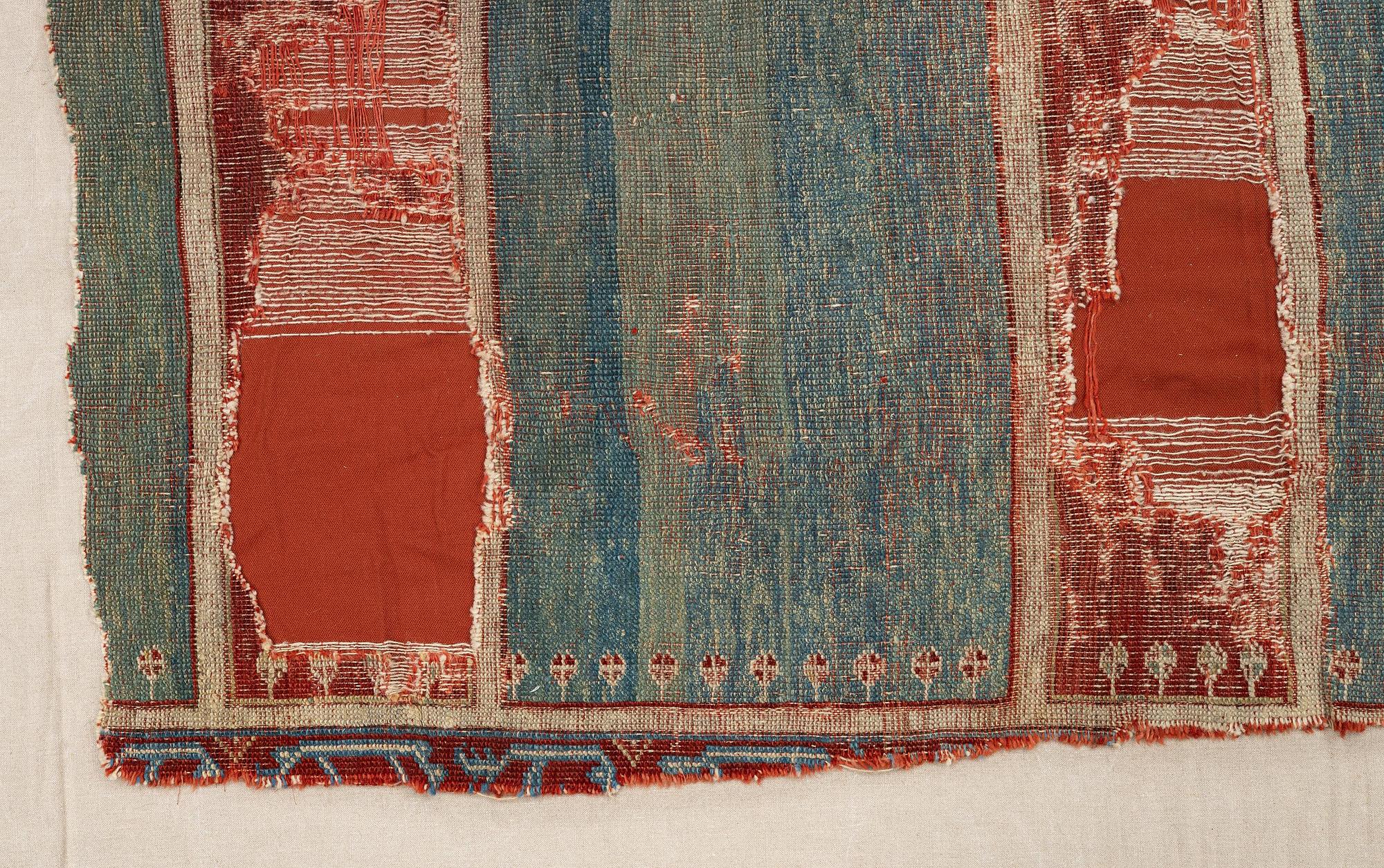 An Ushak saf fragment, west Anatolia, 17th/18th century.