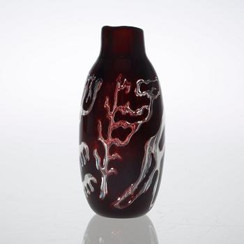 An Edvin Öhrström 'Ariel' glass vase, Orrefors 1971.