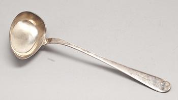 SOPPSLEV, silver, Nils Ramberg, Lund 1827. Vikt 220 g.