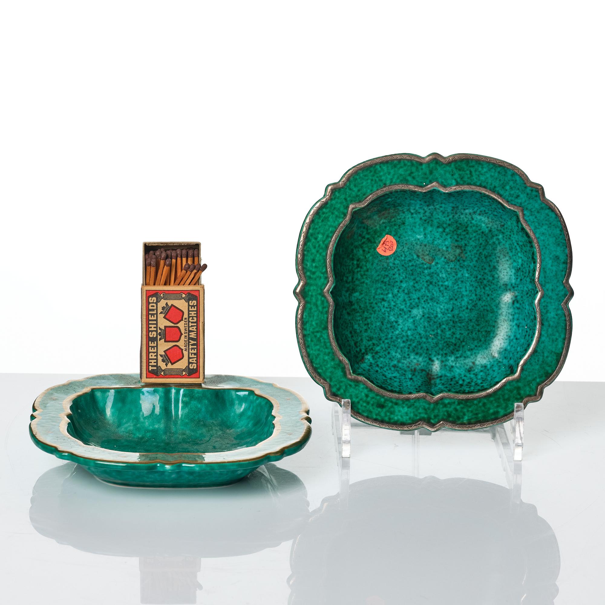 Wilhelm Kåge, a collection of ceramic, mostly "Argenta", 49 pieces, Gustavsberg, Sweden, 1930's-60's.