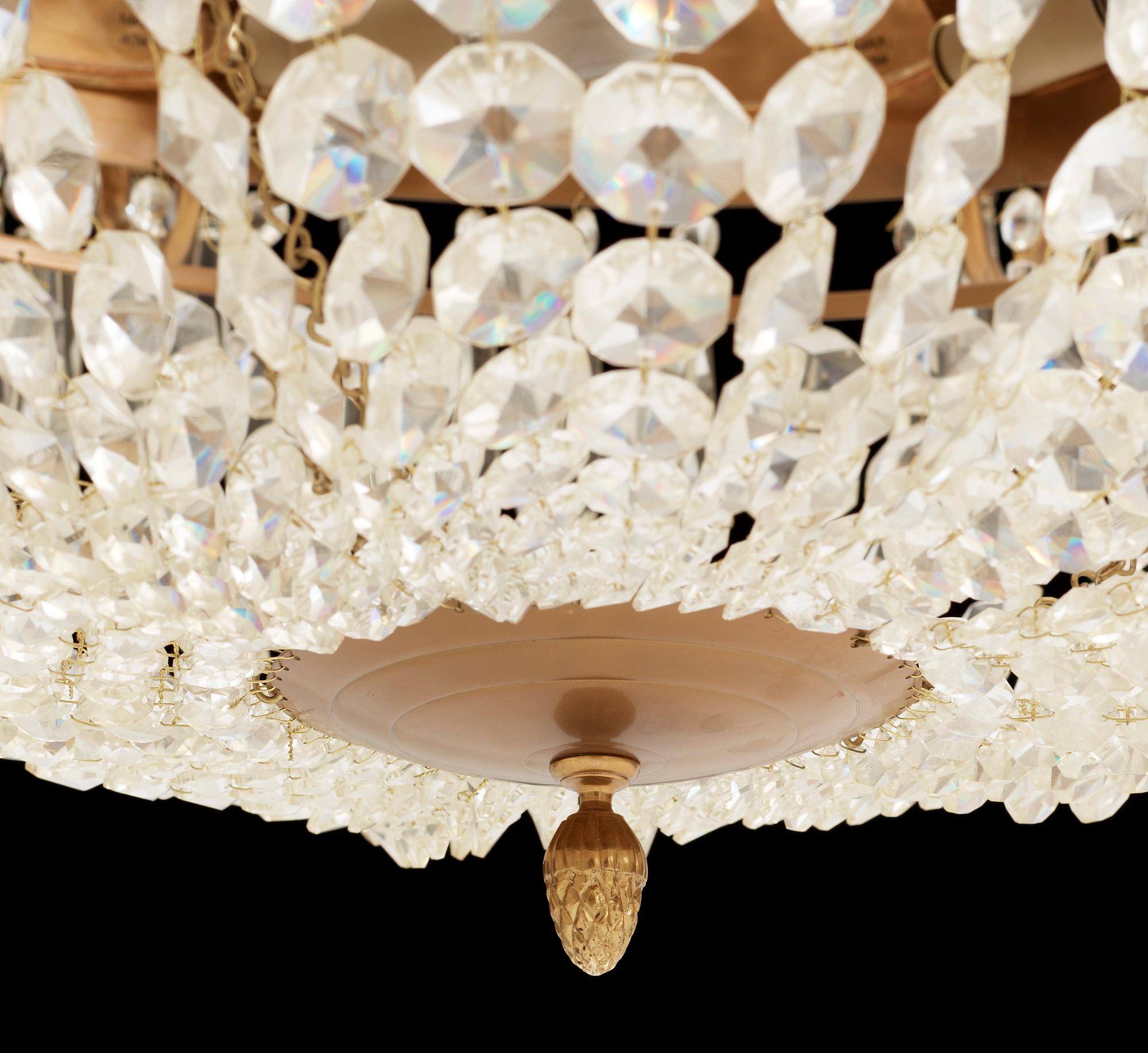 LJUSKRONA, Gustaviansk stil, 1900-talets andra hälft. H ca 124.