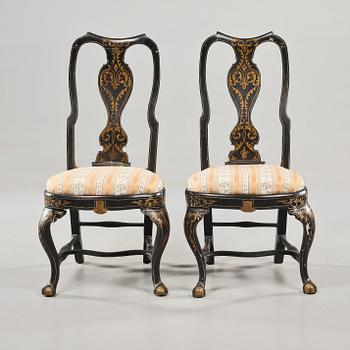STOLAR, ett par, senbarock, 1700-tal.