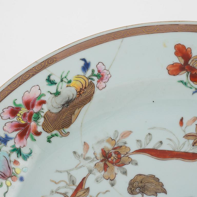 A Famille Rose porcelain dish, China, Yongzheng (1723-35).