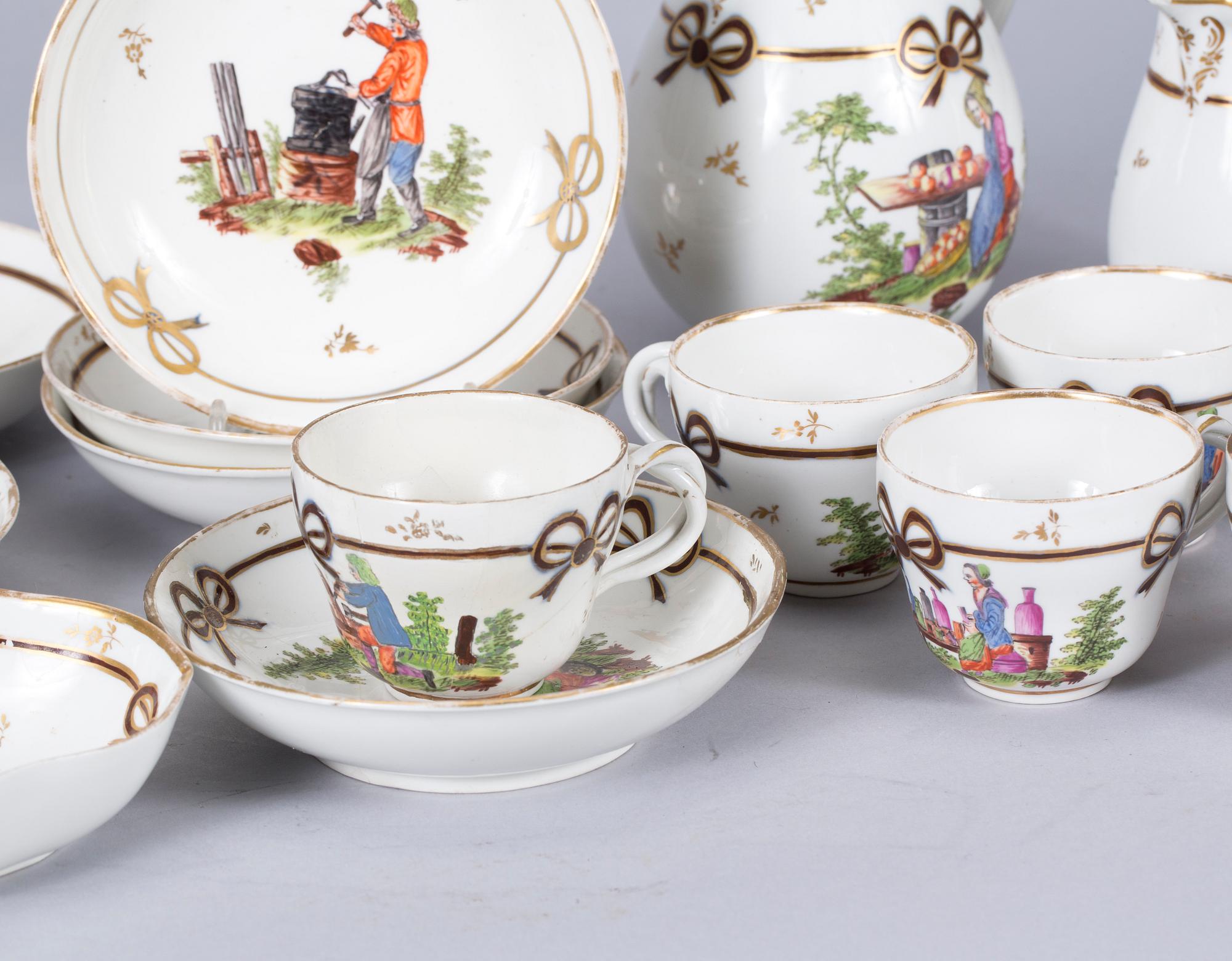 SERVISDELAR, ca 7 delar, porslin, Wien, 1800-tal.