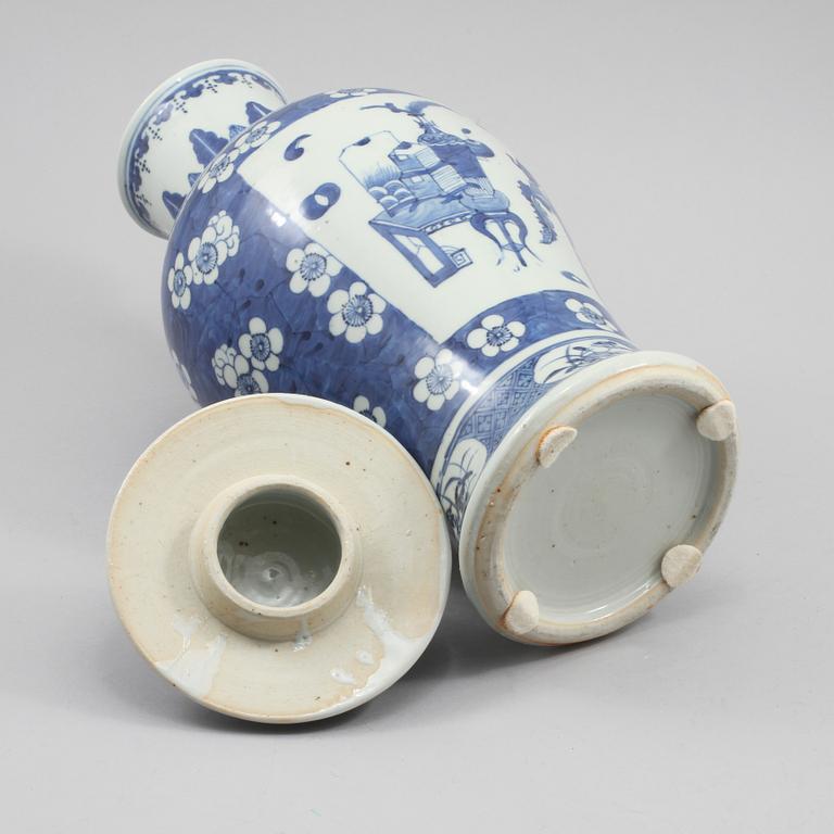 LOCKURNA, porslin, Kina, 1800-tal.