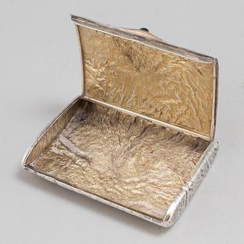 A parcel gilt samorodok low-grade silver cigarette case by Vladimir Gordon S.t Petersburg.