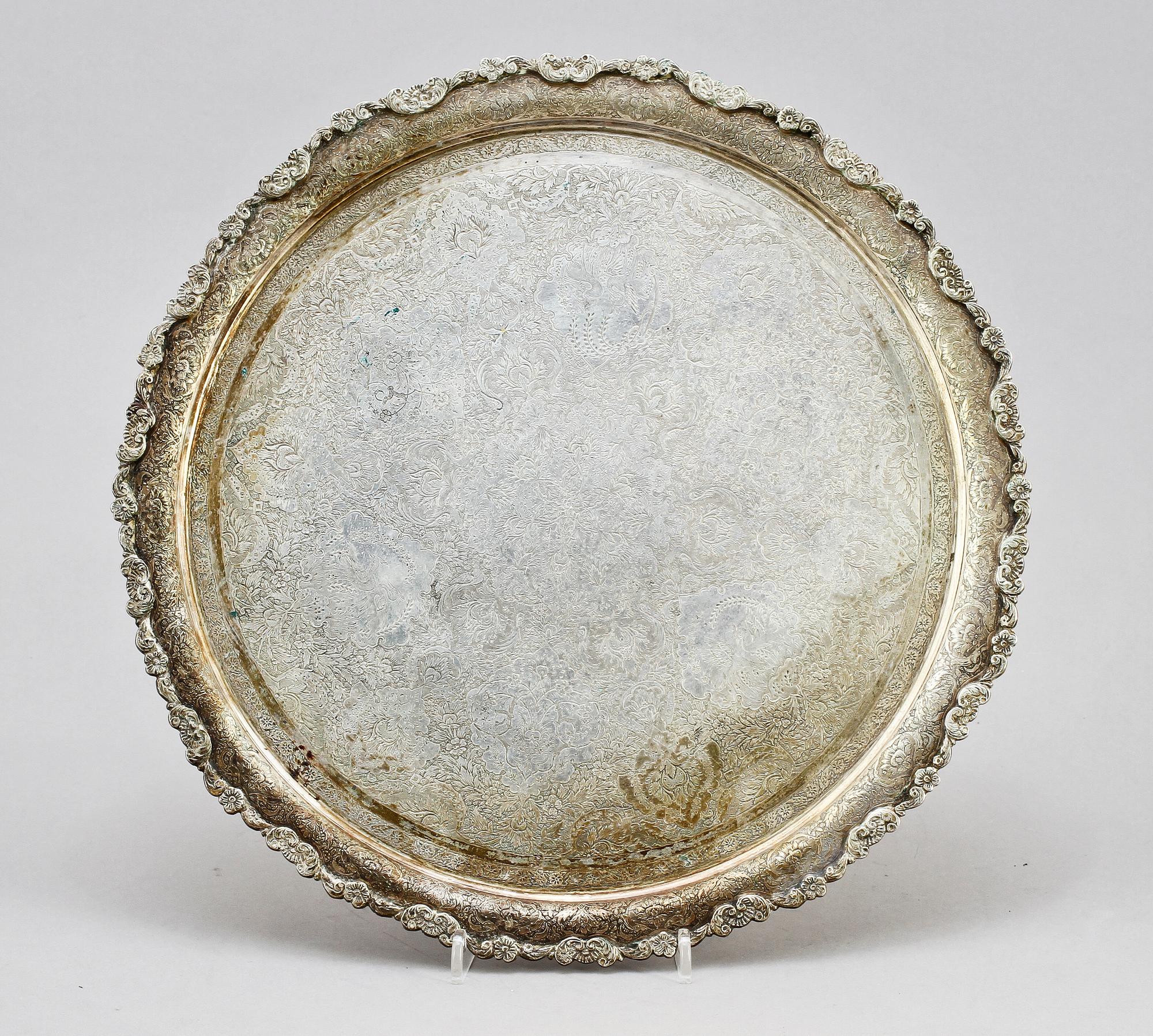 BRICKA, silver, orientalisk, 1900-tal. Tot. v. ca 830 g.