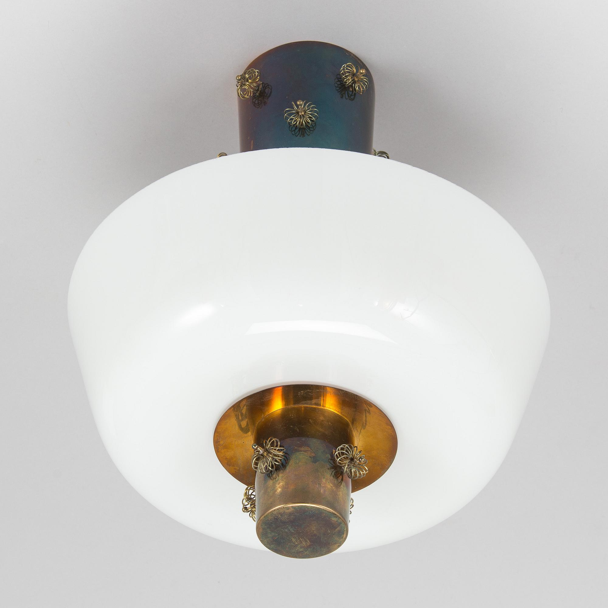 Paavo Tynell, a mid-20th century '9040' ceiling light for Taito.