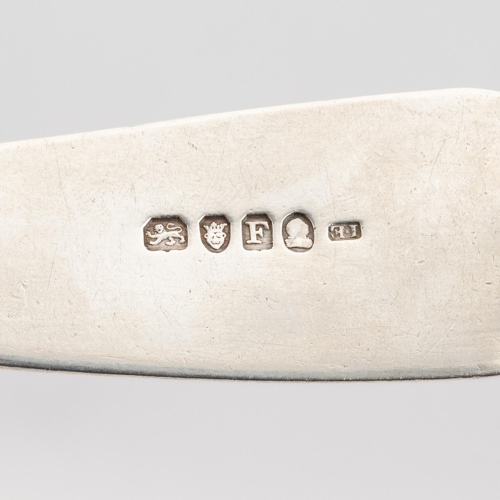 John Edwards III, fiskserveringsspade, silver, London 1801.