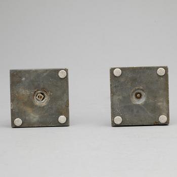 LJUSSTAKAR, ett par, sengustavianska, omkring 1800-talets mitt.