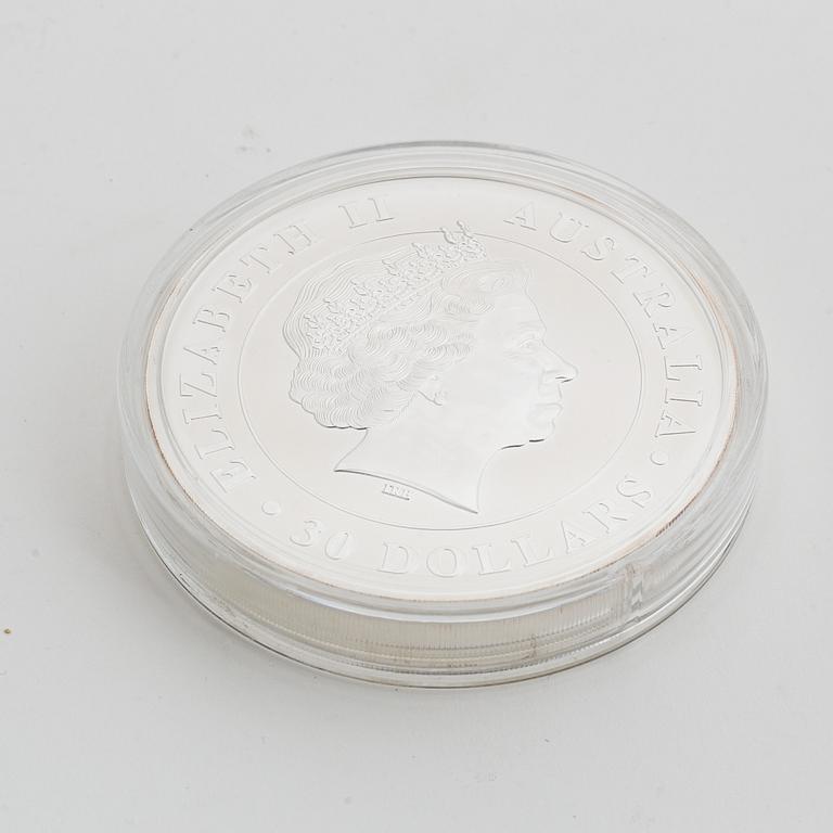 A silver coin, 30 dollars, Australia, 2011, silver 999, Weight 1 kg.