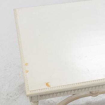 A Gustavian style 6-piece furniture suite, P.A. Eklund Bispgården, mid 20th Century.