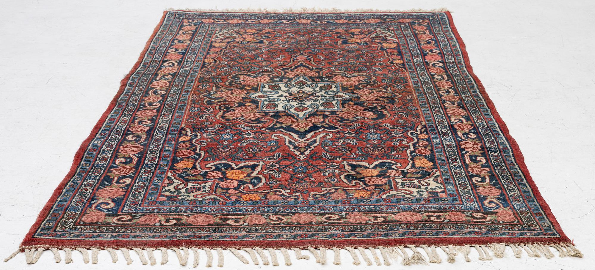 A semi-antique Bidjar carpet, West Persia, c. 204 x 130 cm.