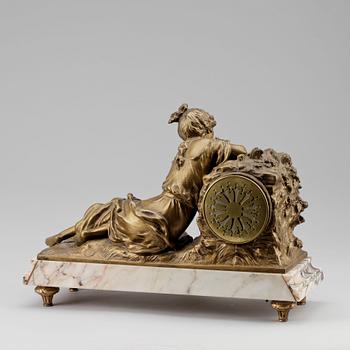 BORDSUR, nyrokoko, 1800-talets slut. Signerad L. Moreau.