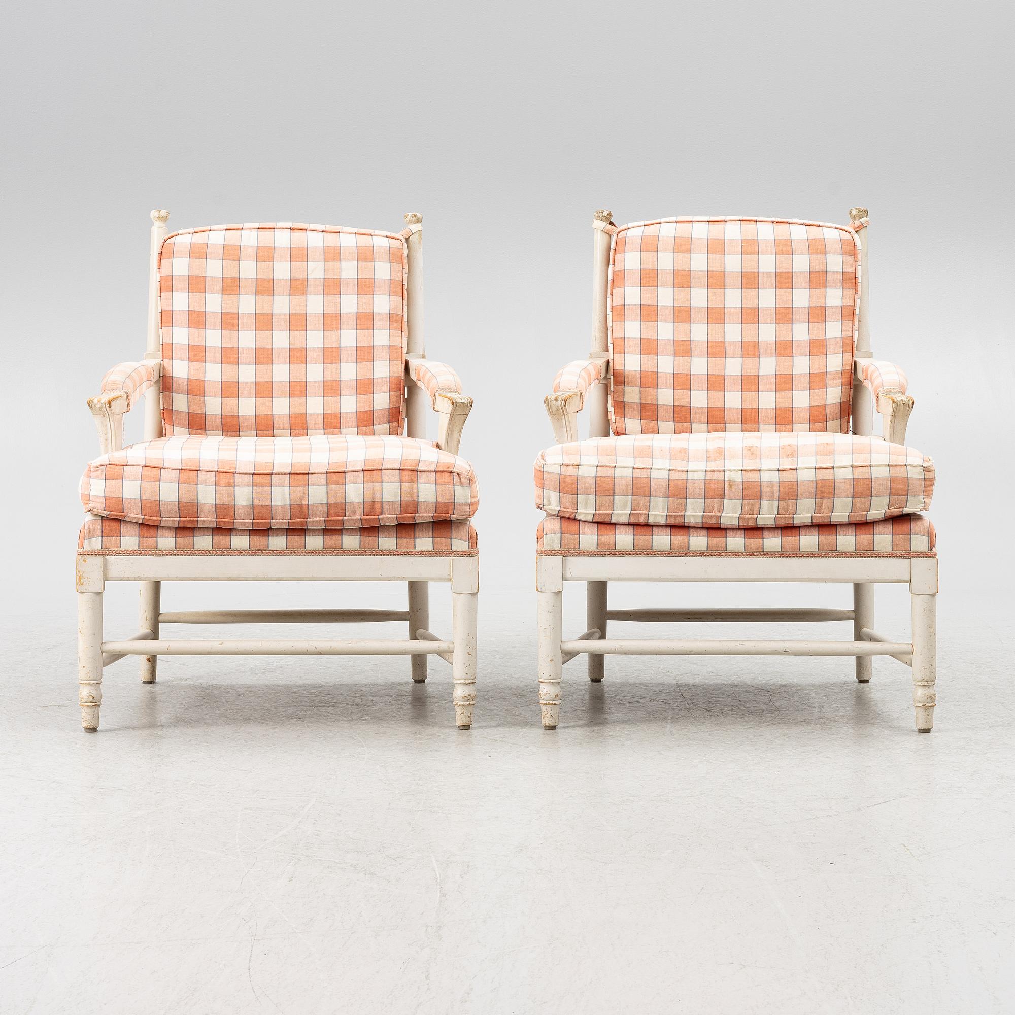 Karmstolar, ett par, gustaviansk stil, sk Gripsholmsfåtöljer. 1900-tal.