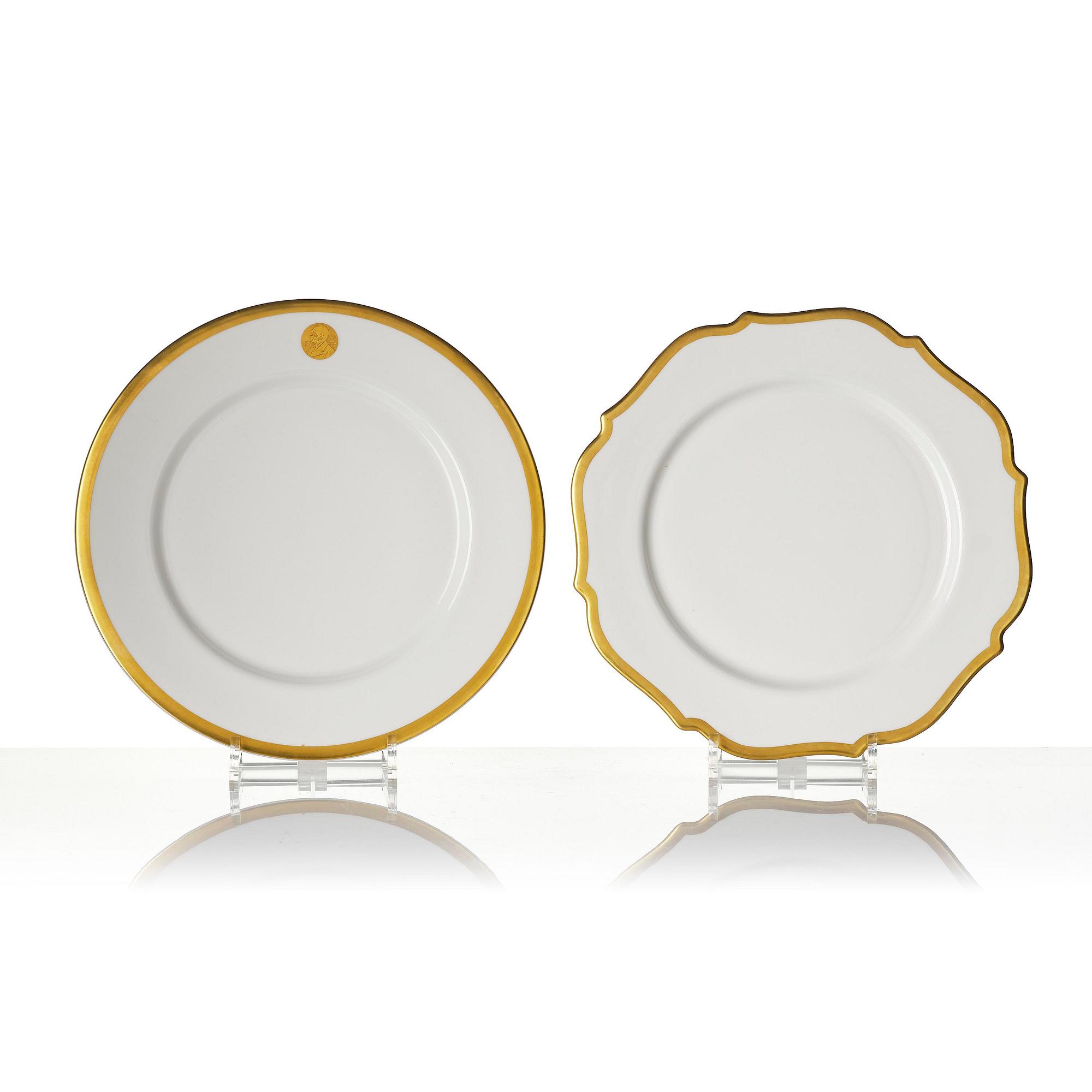 Karin Björquist, Gunnar Cyrén & Ingrid Dessau, a 316-piece “Nobel” service, comprising porcelain, cutlery, glassware and napkins.